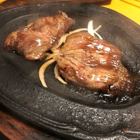 ガッツグリル新宿店カウボーイステーキ